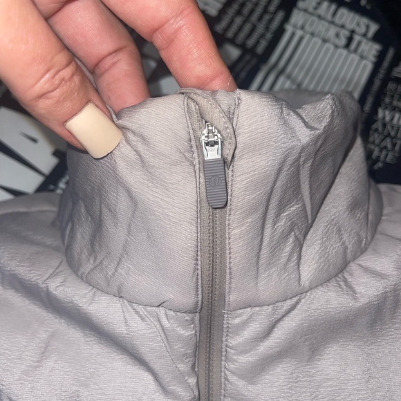 Lululemon Down For It All Vest. Dark Chrome. Size 10 - Picture 5 of 10